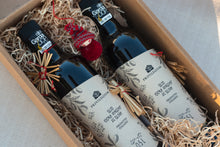 Laden Sie das Bild in den Galerie-Viewer hoch,Extra Vergine Olivenöl D.O.P. Weihnachts-Special